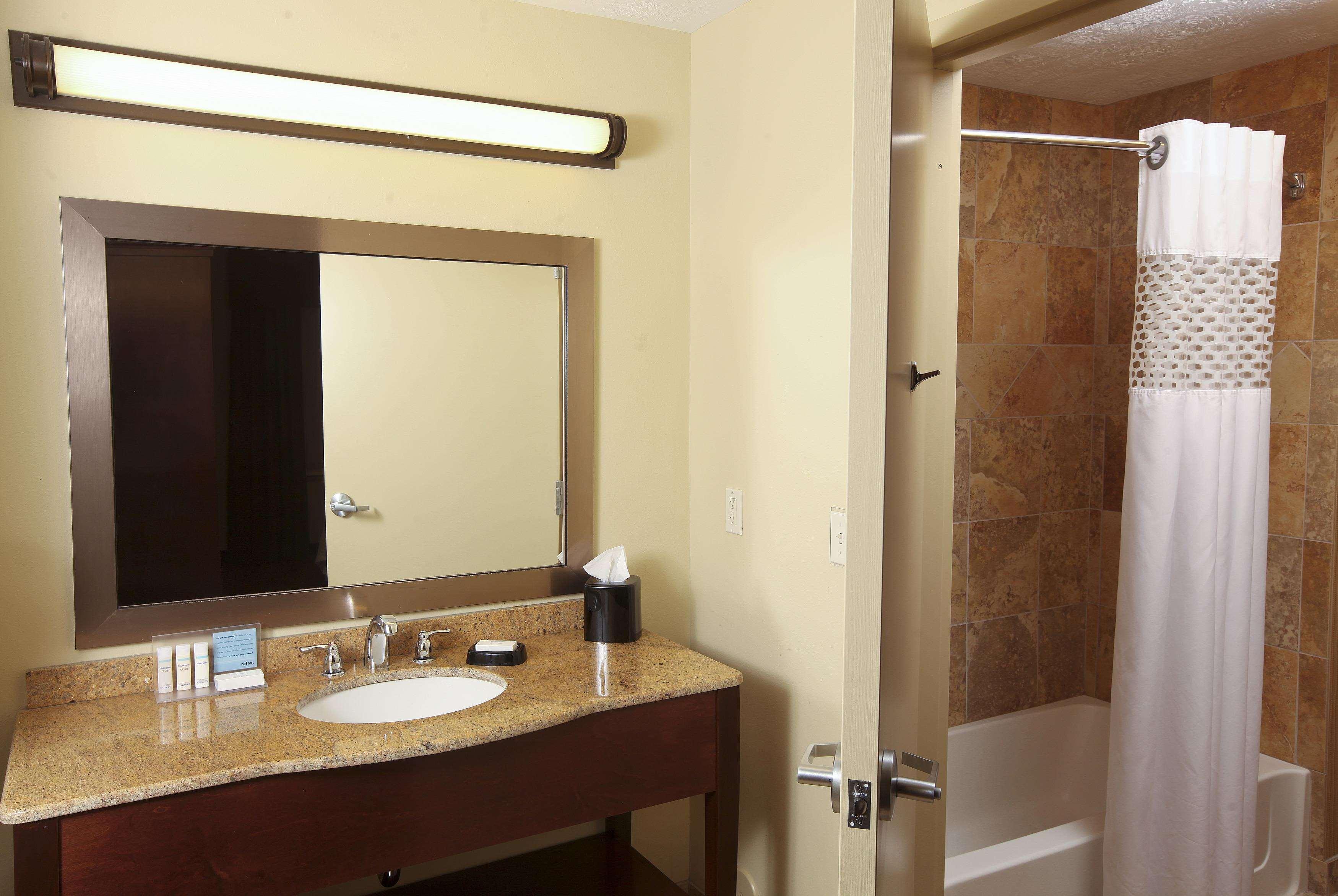 Hampton Inn & Suites Fargo Medical Center Eksteriør bilde
