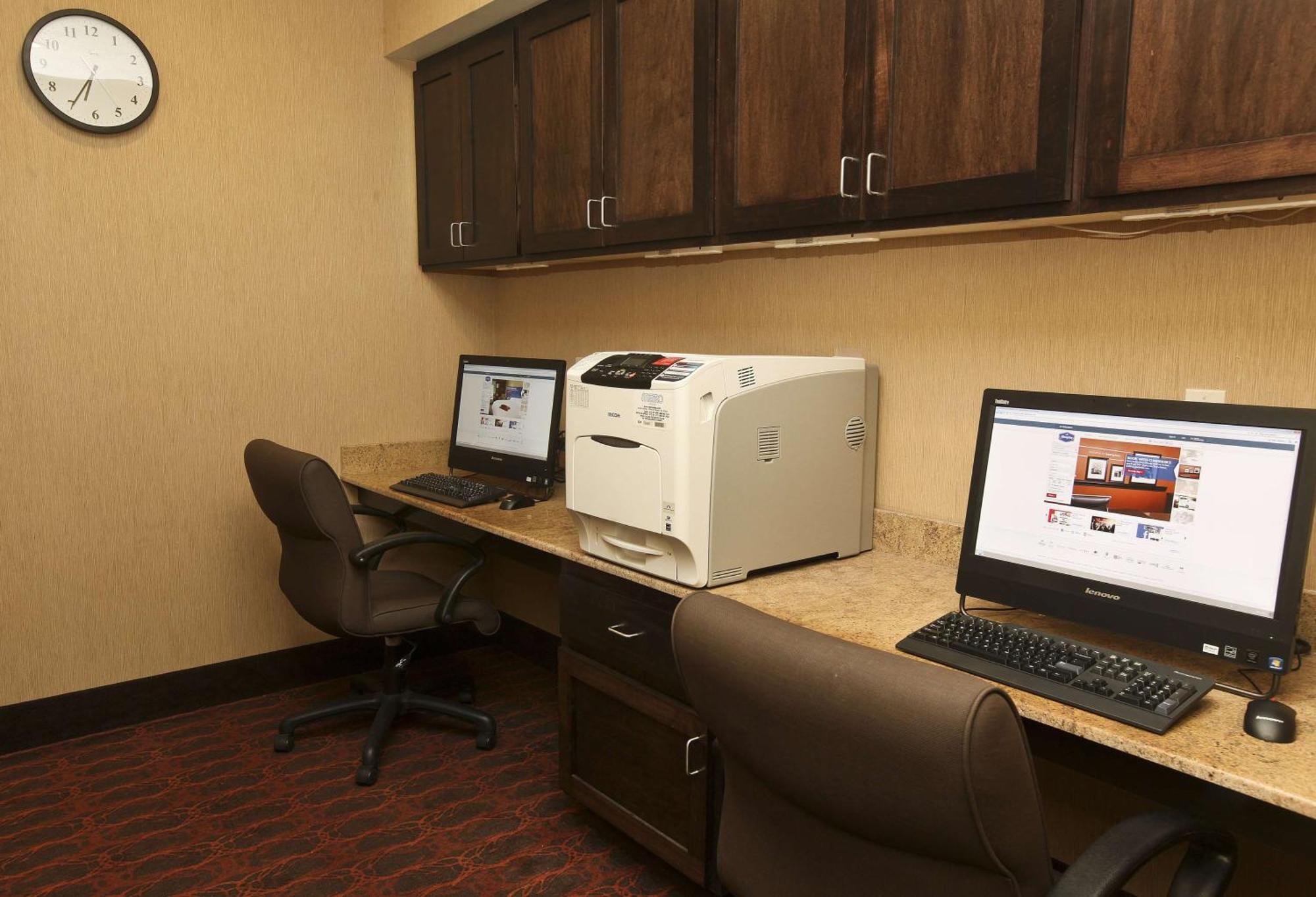 Hampton Inn & Suites Fargo Medical Center Eksteriør bilde