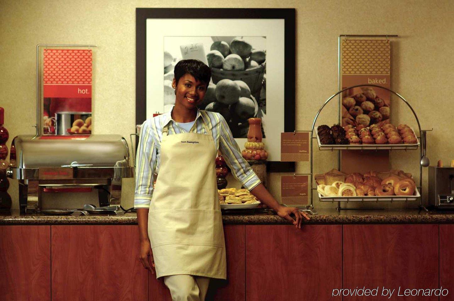 Hampton Inn & Suites Fargo Medical Center Restaurant bilde